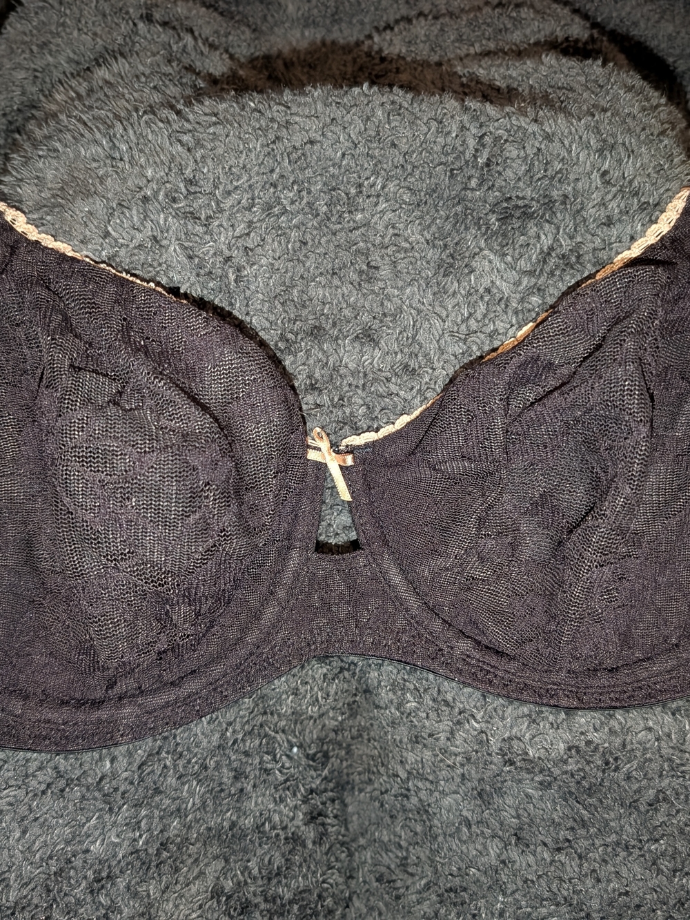 Lace Underwire Bra with Contrast Trim - Black